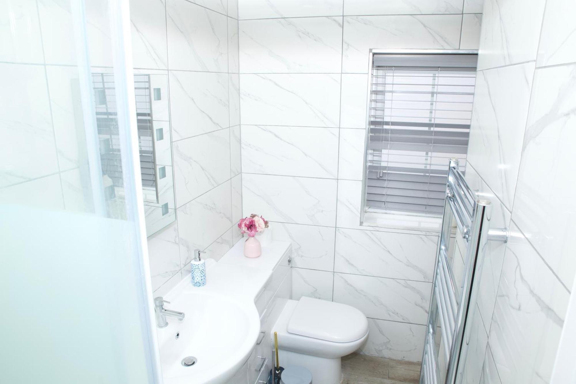 Spacious Modern 2 Bed Flat In City Centre Ρίντινγκ Εξωτερικό φωτογραφία